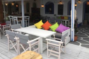 LGBT_Beach_Holidays_Eressos_Lesbos_belle-ville-bar4