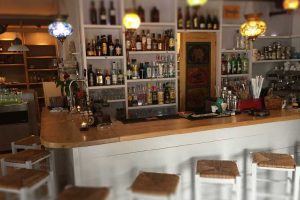 LGBT_Beach_Holidays_Eressos_Lesbos_belle-ville-bar7