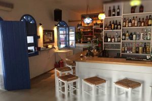 LGBT_Beach_Holidays_Eressos_Lesbos_belle-ville-bar8